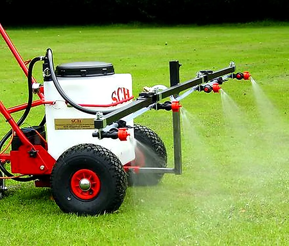 Towed boom sprayer